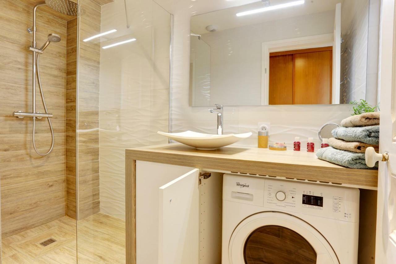 L'Amandine ,45 M2 Terrasse Et Garage Centre Ville Saint-Raphaël 外观 照片